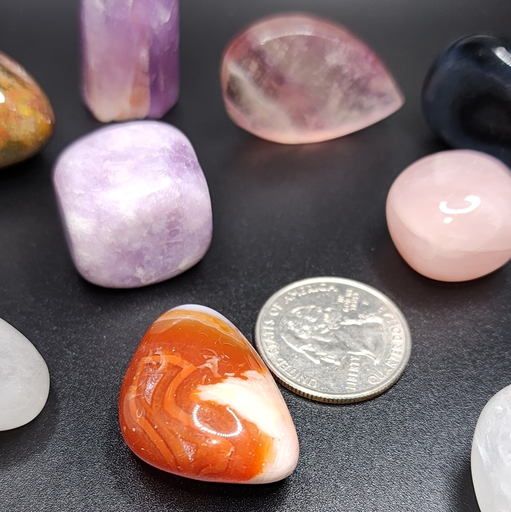 Lot of  Natural Tumbled   Crystals - Picture 5 of 12